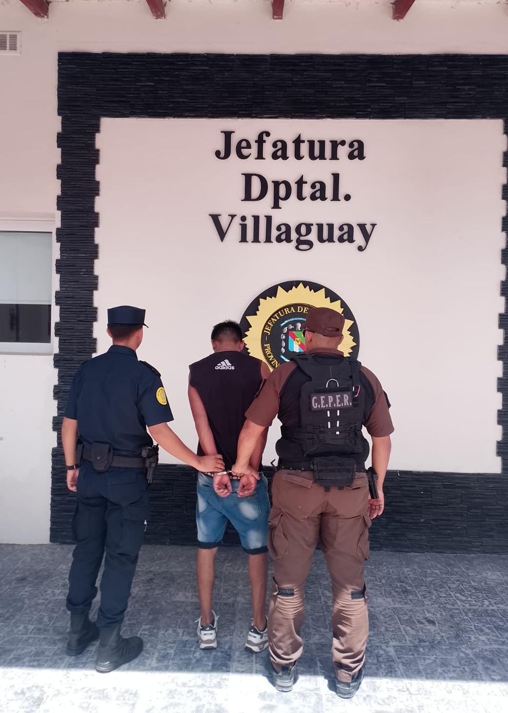 VILLAGUAY: MASCULINO DETENIDO POR DESOBEDECER UNA ORDEN JUDICIAL Noticias