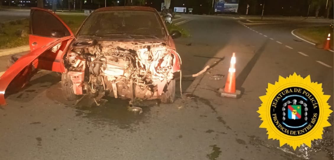 COLON: Dos mujeres hospitalizadas tras un choque contra una palmera, el conductor dió positivo en alcoholemia Noticias