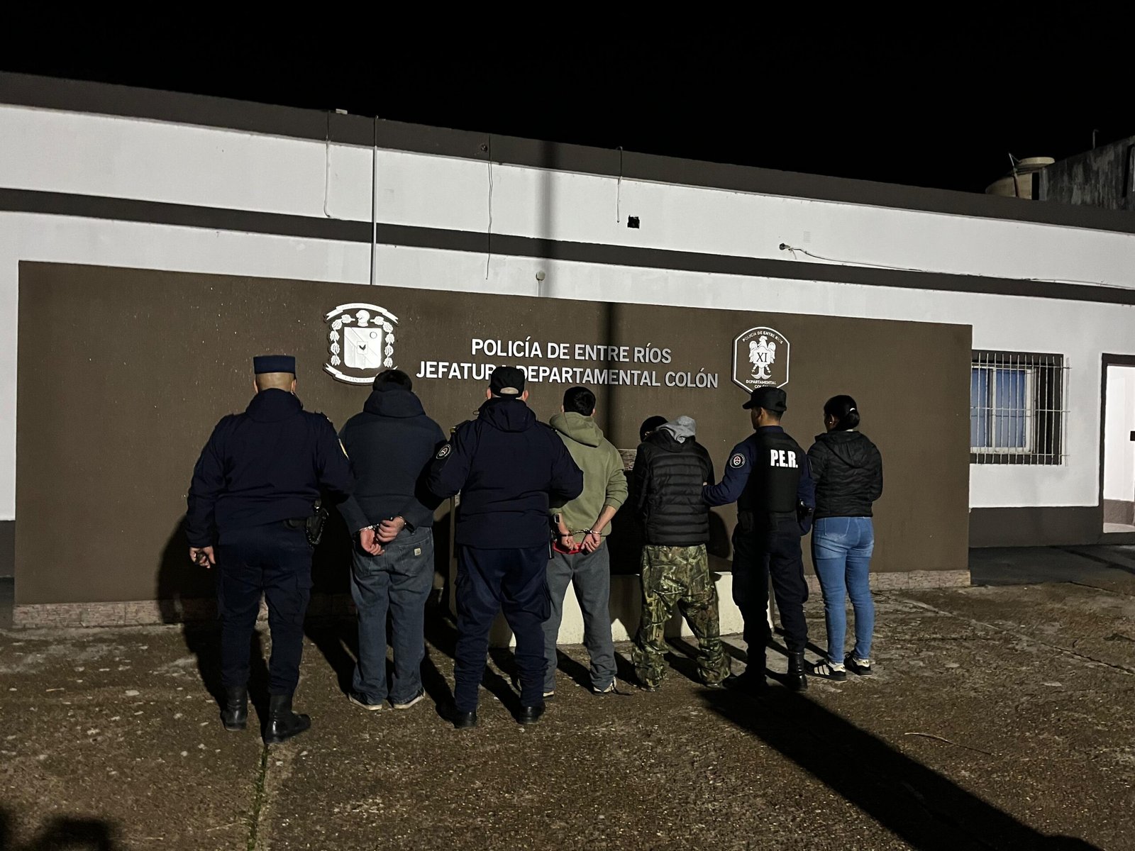 COLON: Tres jóvenes de Villaguay fueron detenidos tras un robo